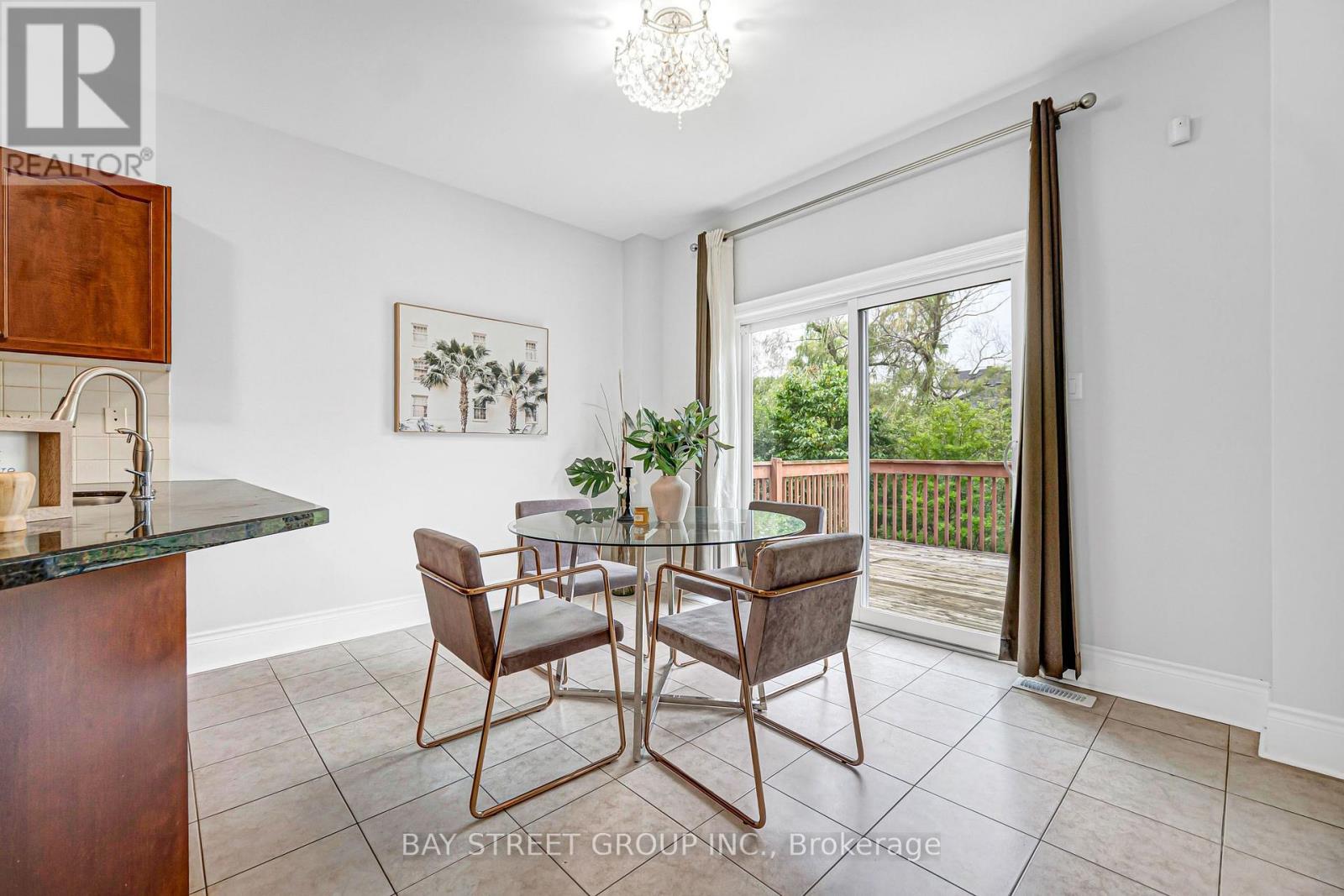 45 OLD ORCHARD CRESCENT - 14