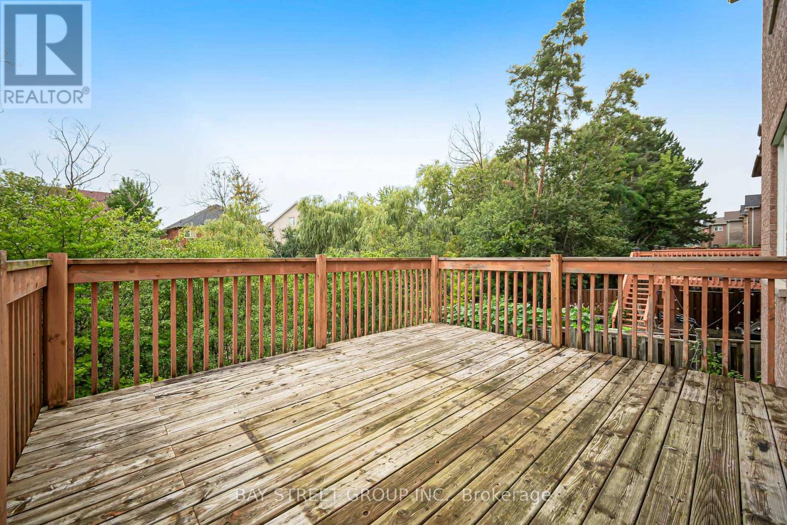 45 OLD ORCHARD CRESCENT - 24