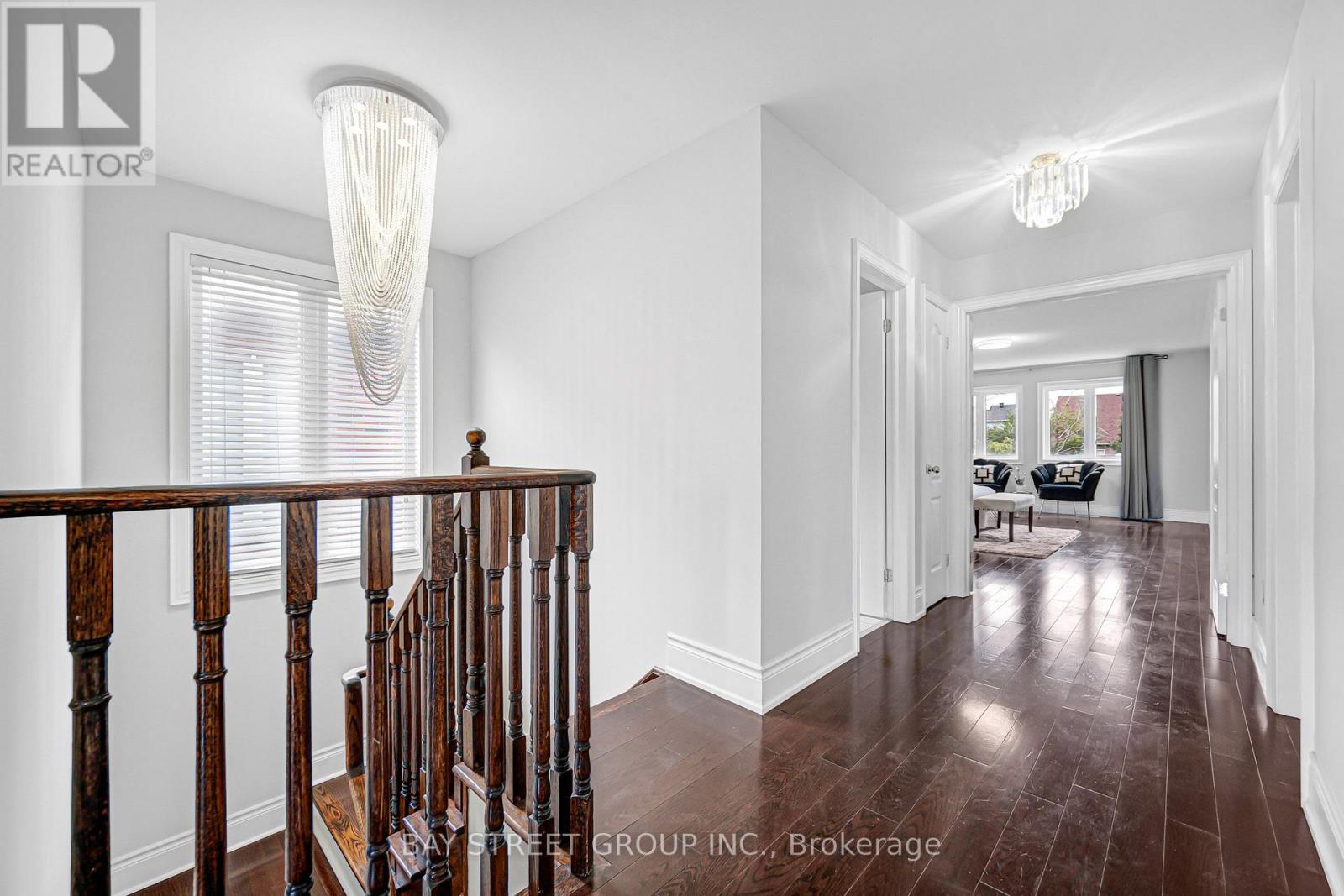 45 OLD ORCHARD CRESCENT - 27