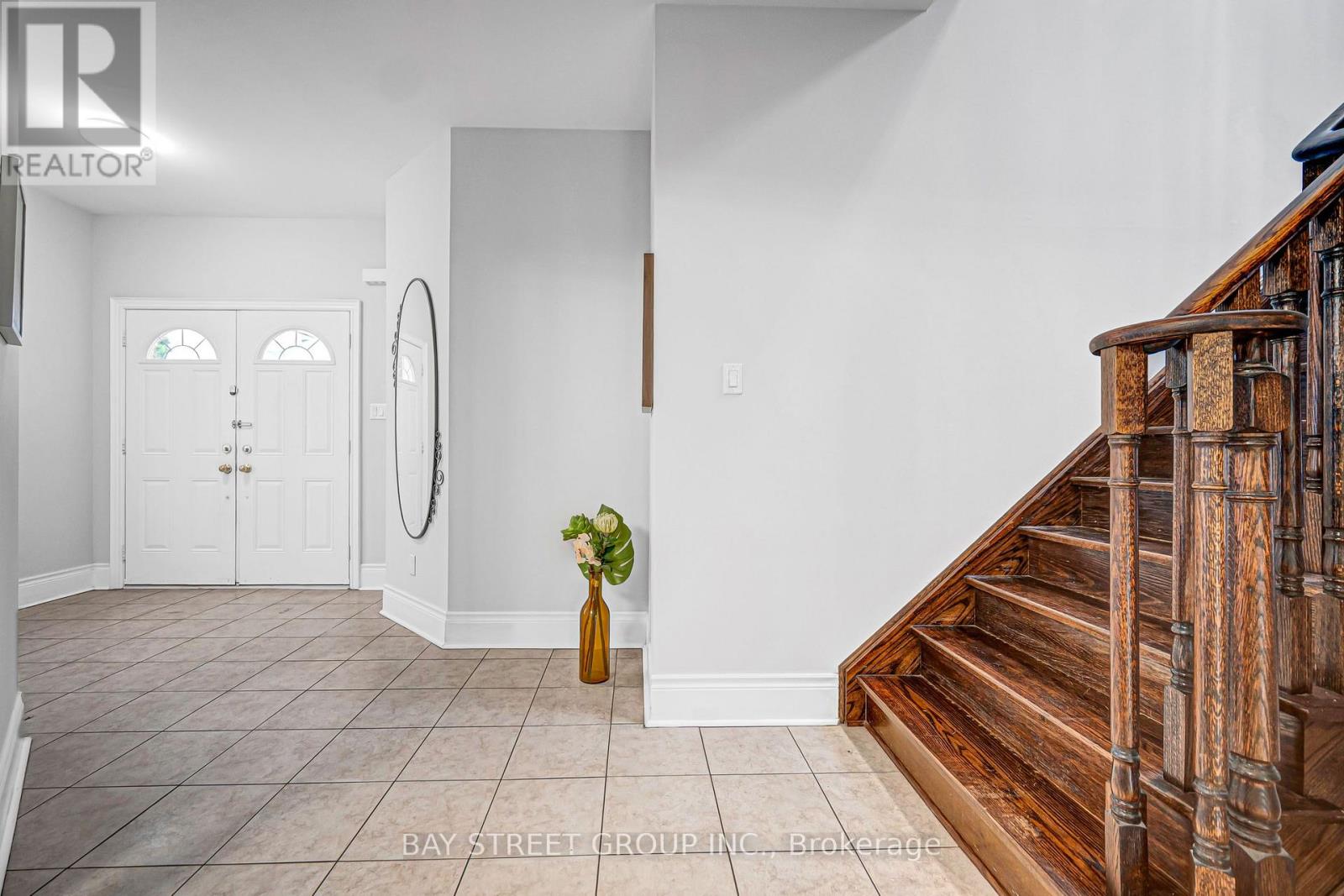 45 OLD ORCHARD CRESCENT - 3