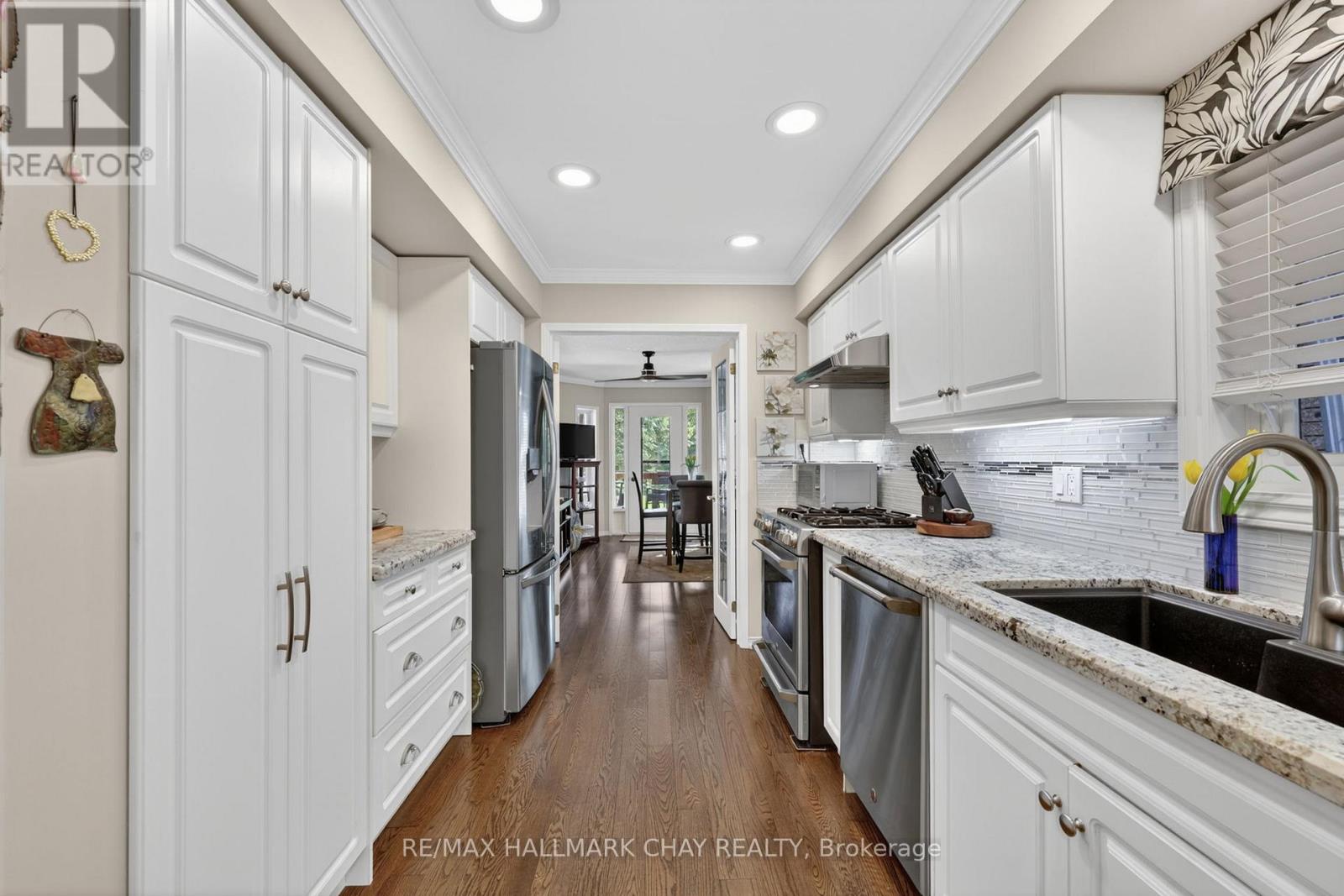174 Green Briar Unit 3 photo 5