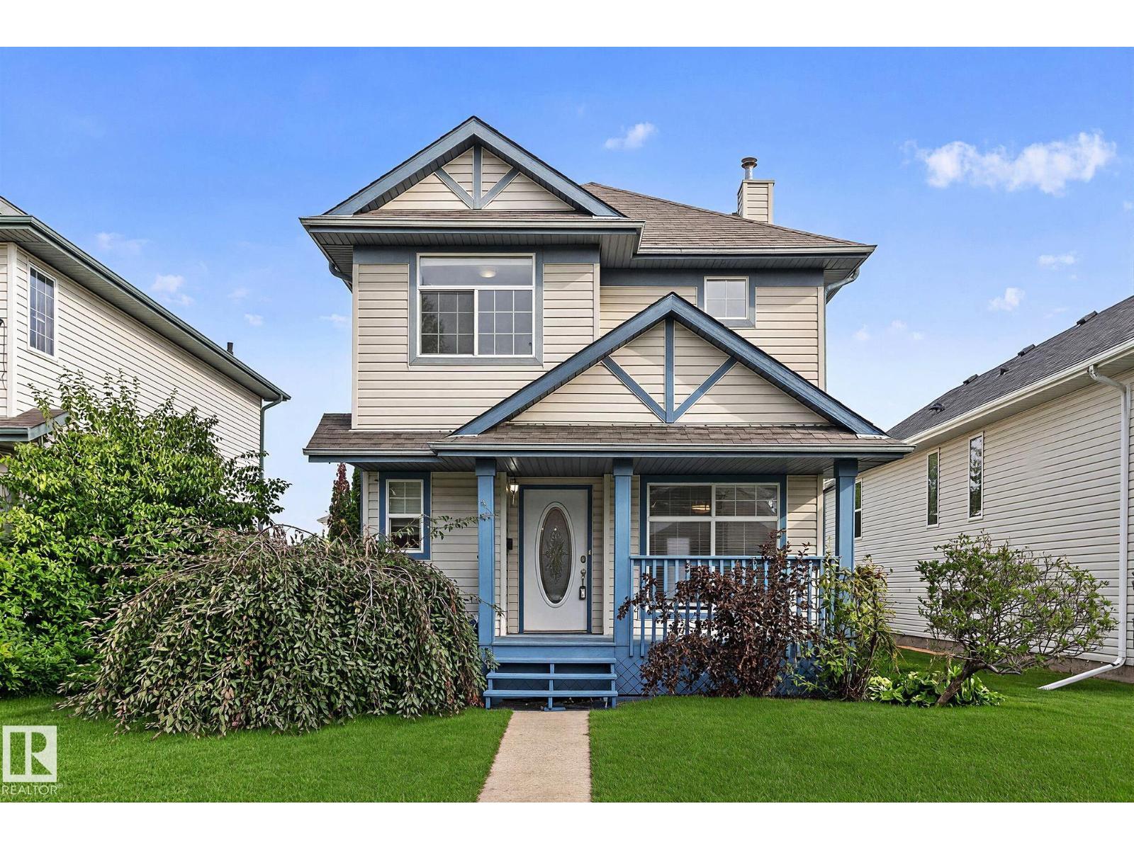 Property for sale at 82 HEATHERGLEN CL