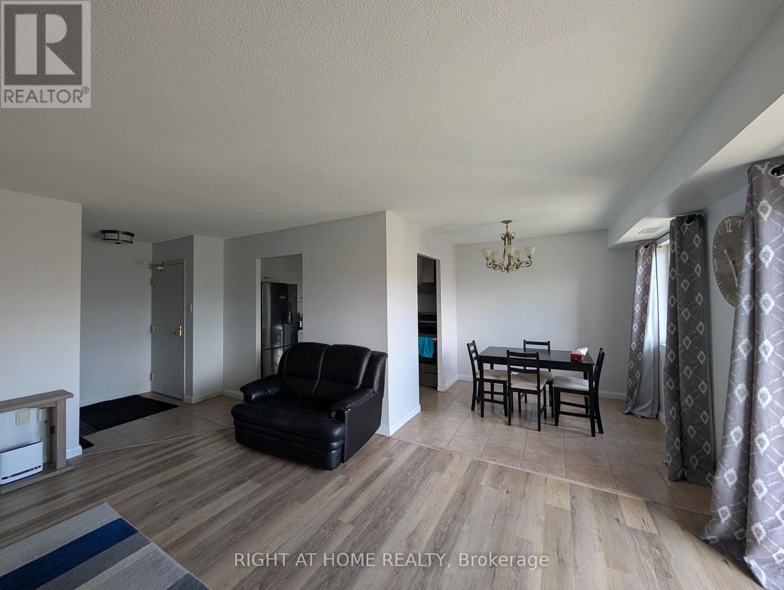 408 - 860 COMMISSIONERS ROAD E, London South (South H) — photo 3