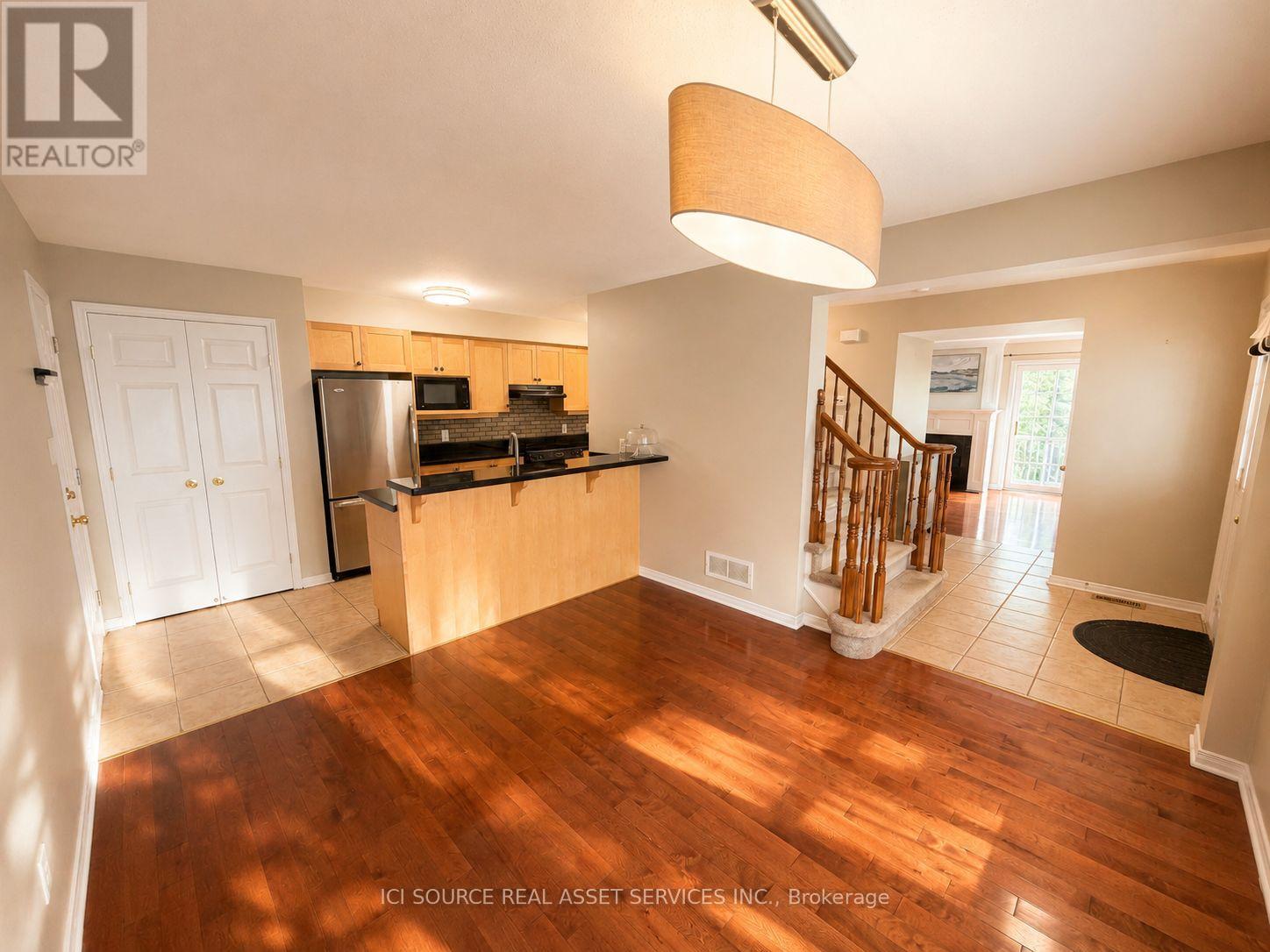 358 WISTERIA CRESCENT - 7