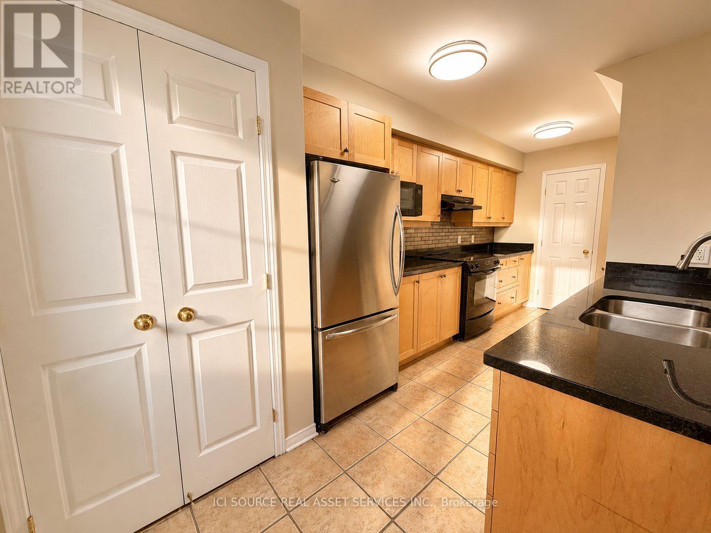 358 WISTERIA CRESCENT - 9