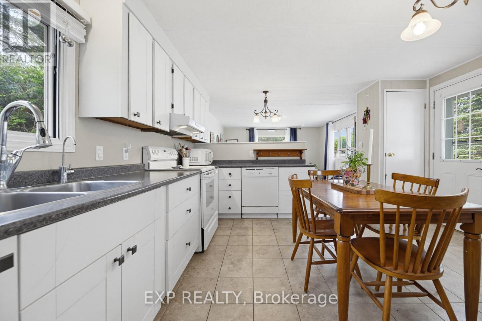23 HEATHER AVENUE, Erin — photo 8