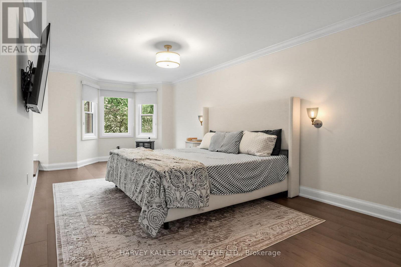 3501 COPERNICUS DRIVE - 22