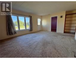 10 Hancocks Road thumbnail 11