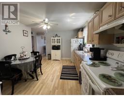 136A Memorial Drive thumbnail 7