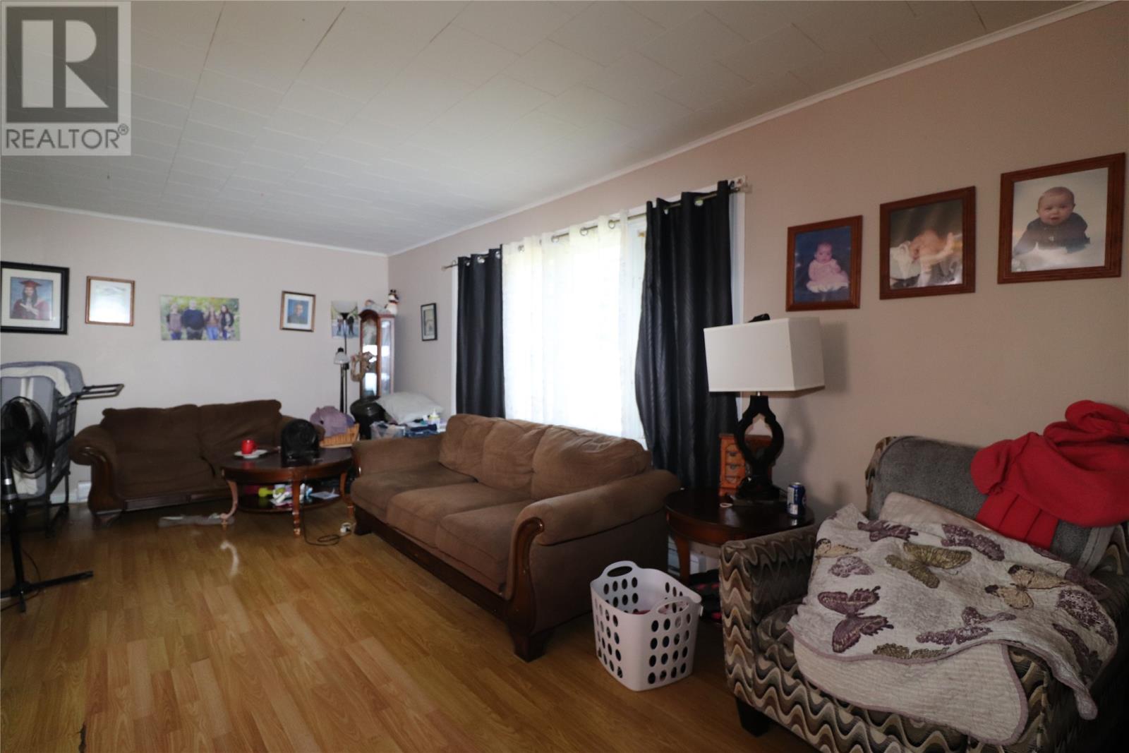 19 Patrick Street, Carbonear — photo 2