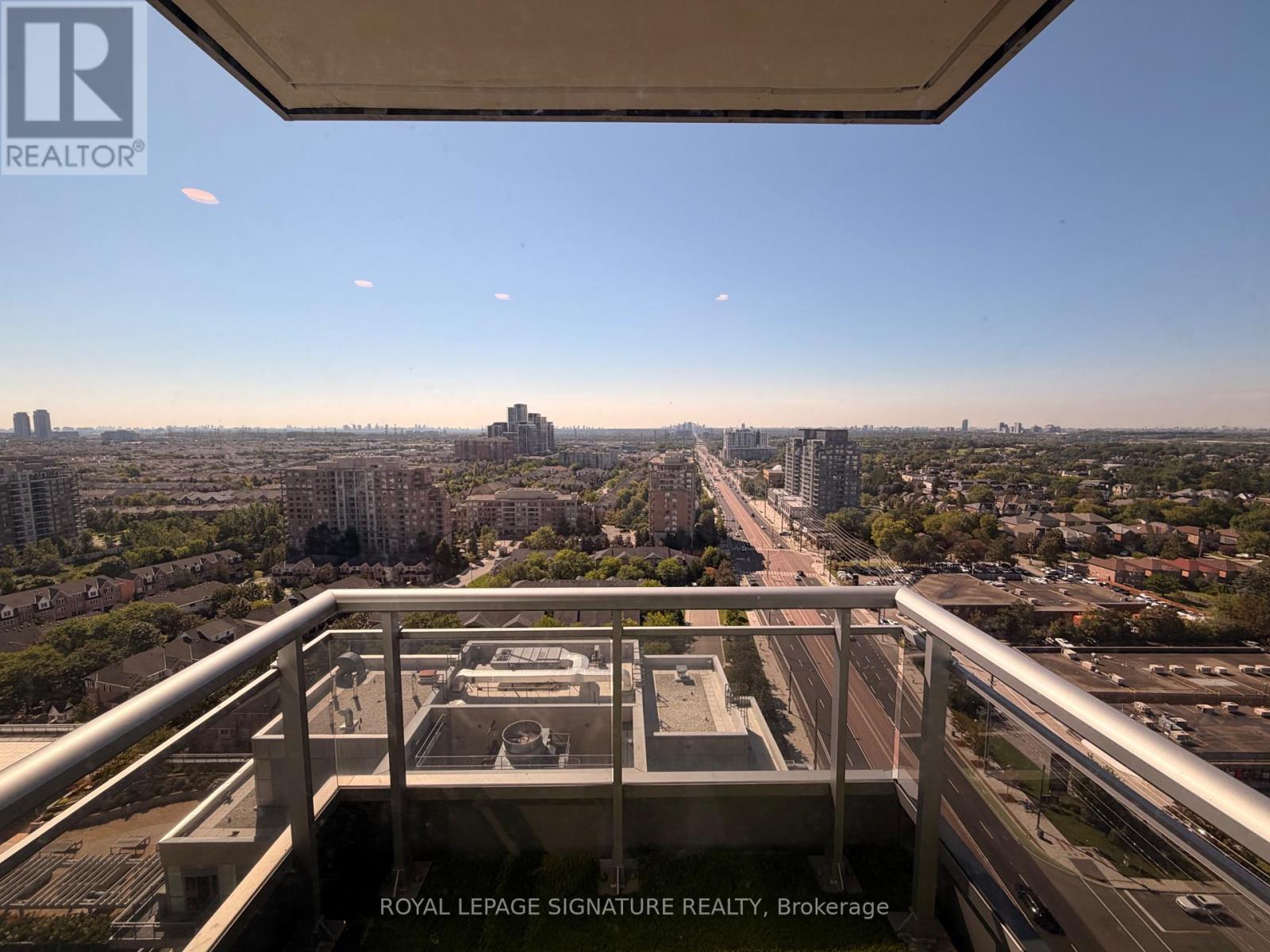 1908NW - 9201 YONGE STREET, Richmond Hill (Langstaff) — photo 9