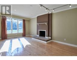 650 Lake Ridge Road, Ajax, ON L1Z1W9 Photo 12