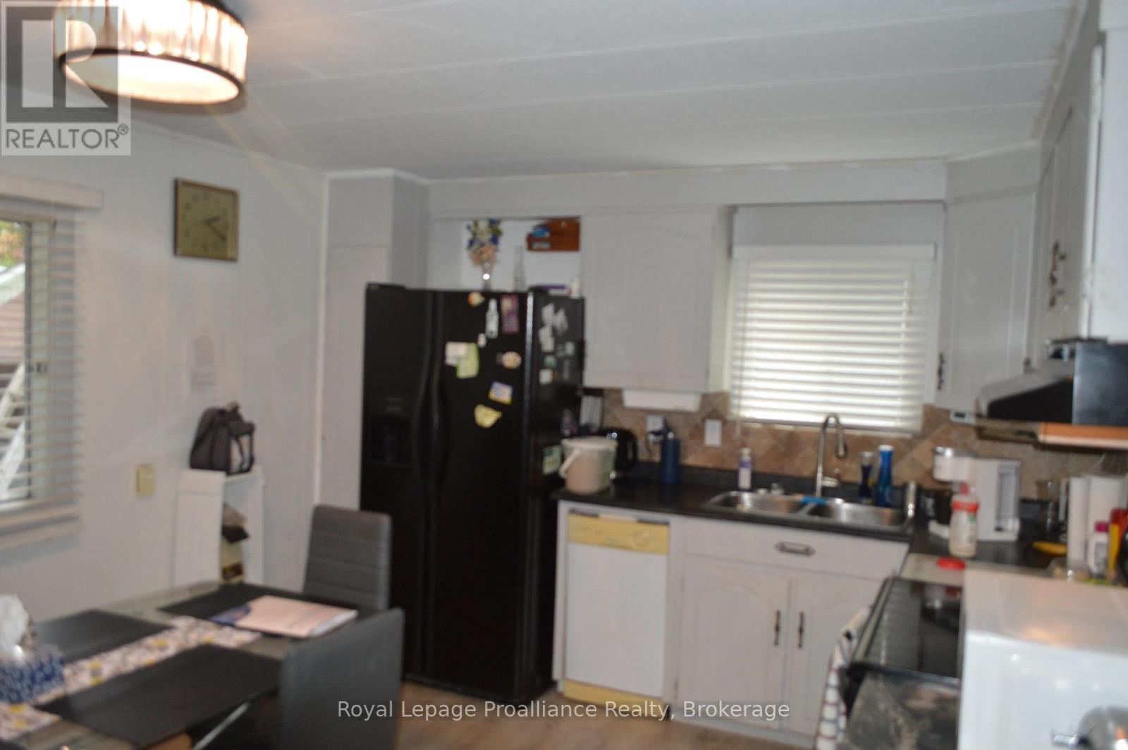 17 WARBLER LANE, Quinte West (Sidney Ward) — photo 6