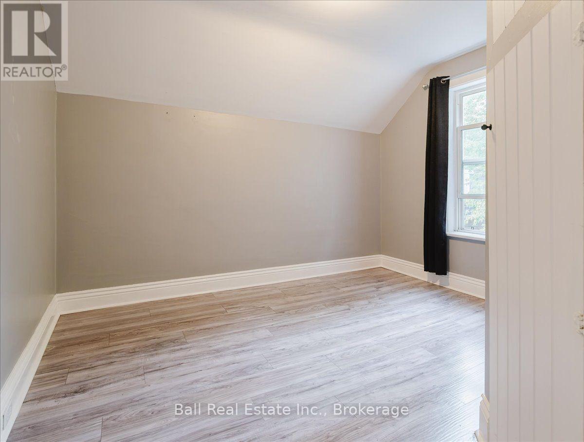 47 PARK STREET S - 18