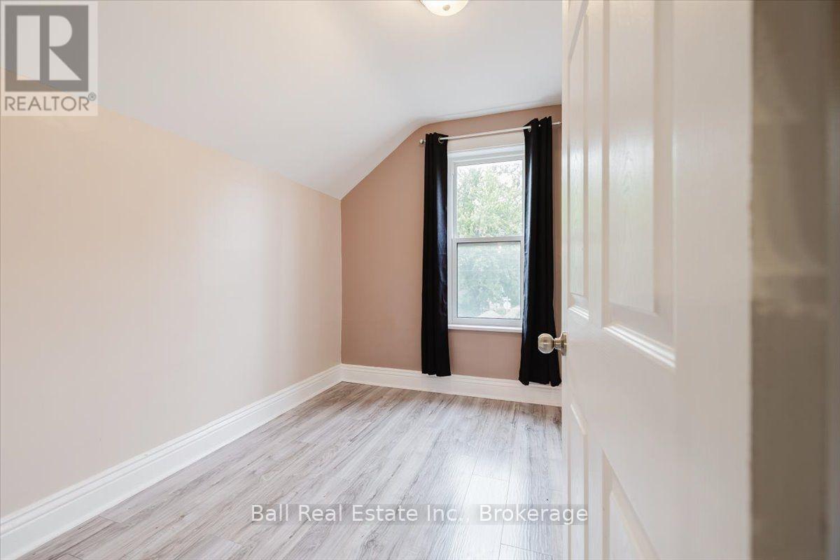 47 PARK STREET S - Image 20