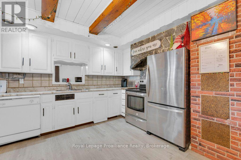 431 MAIN STREET - Image 17
