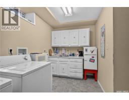 1226 22nd Street W, Saskatoon, SK S7M0S7 Photo 27