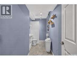 1226 22nd Street W, Saskatoon, SK S7M0S7 Photo 30