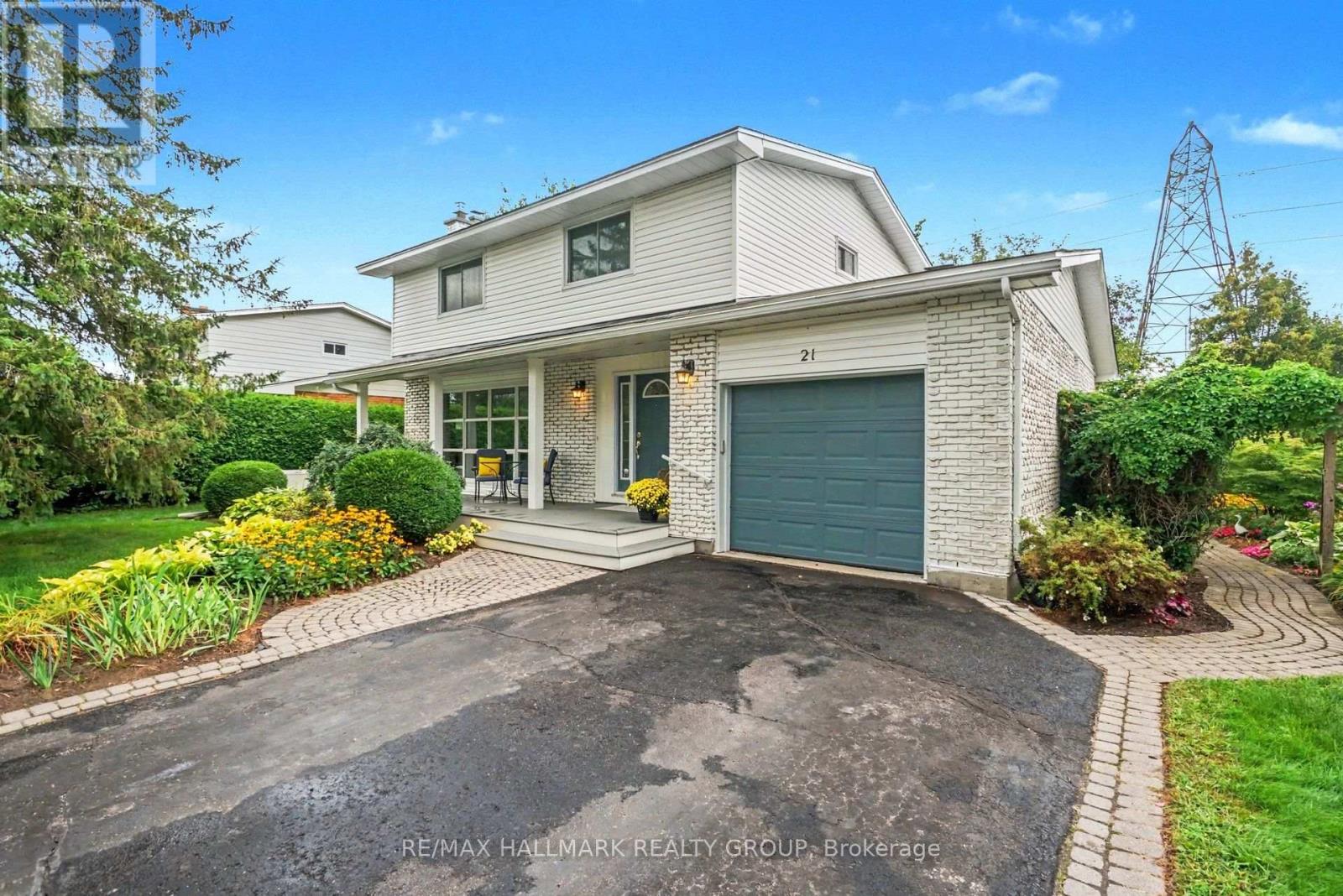 21 CREMONA CRESCENT - 2