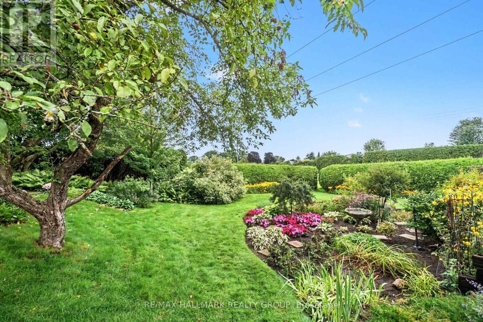 21 CREMONA CRESCENT - 31