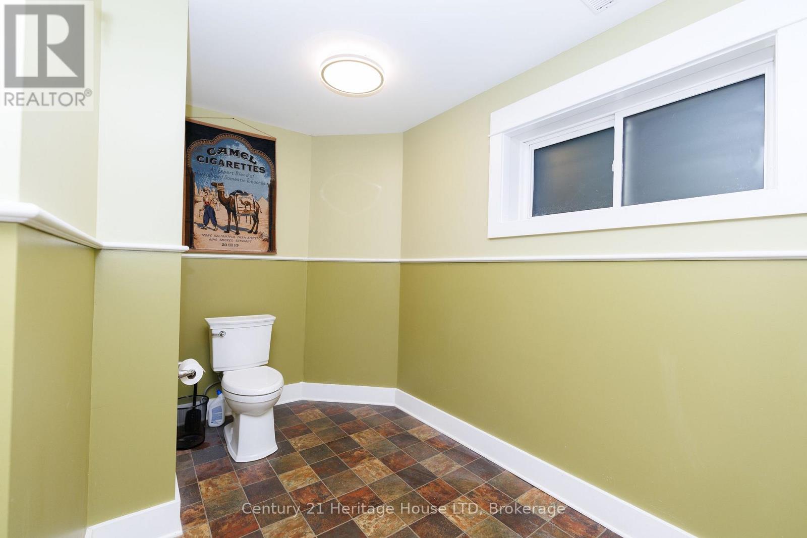 134 ALBANY STREET - 35