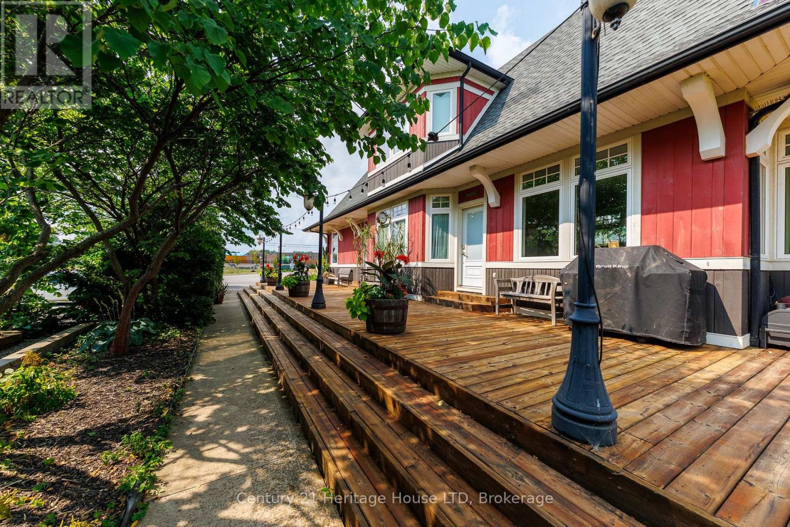134 ALBANY STREET - Image 5