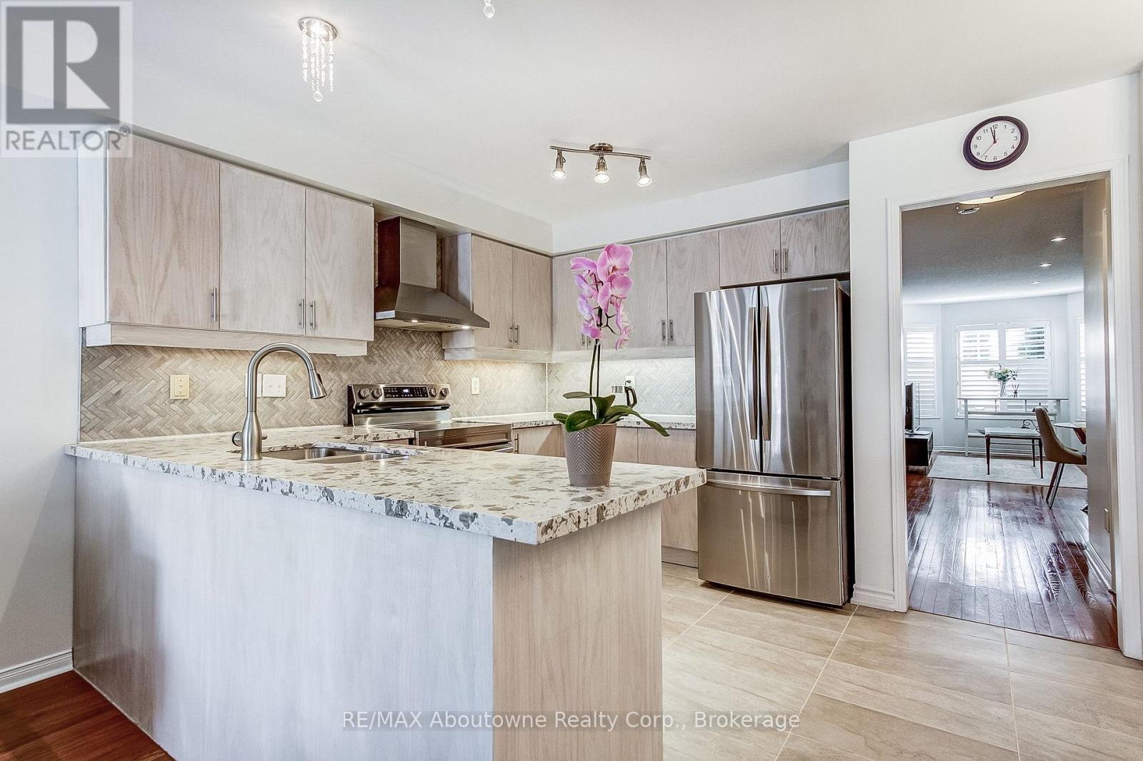 2150 FOREST GATE PARK - 12
