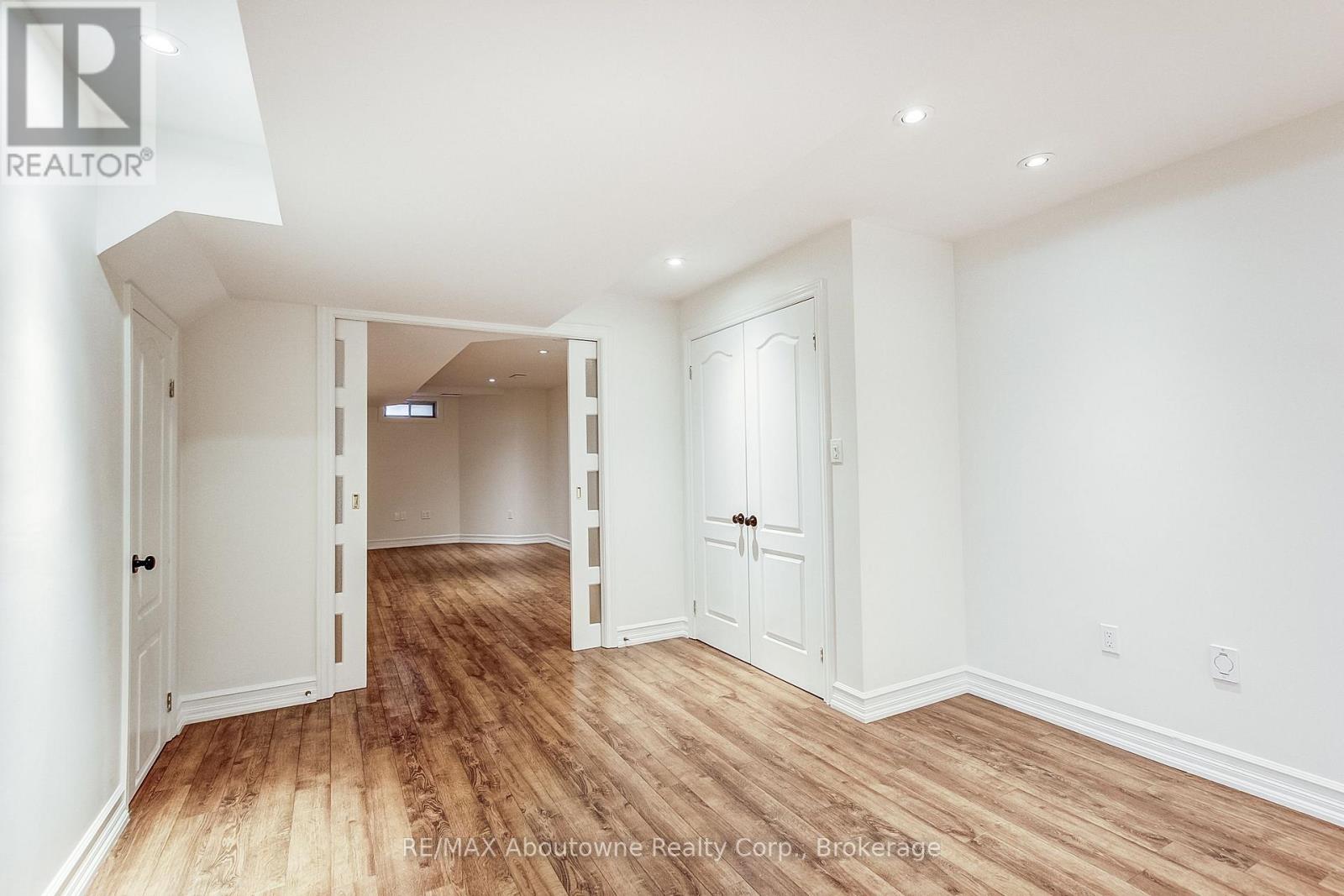 2150 FOREST GATE PARK - Image 33
