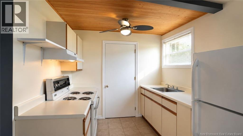 1075 Daniel Drive - 39