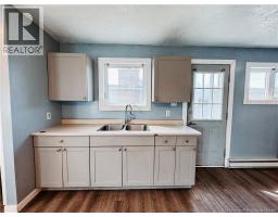 118 Cedar Street, photo 5