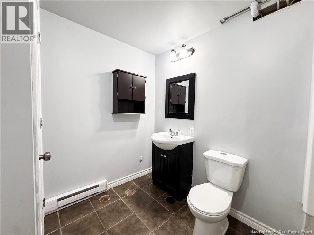 146 Ivy Road - Image 25