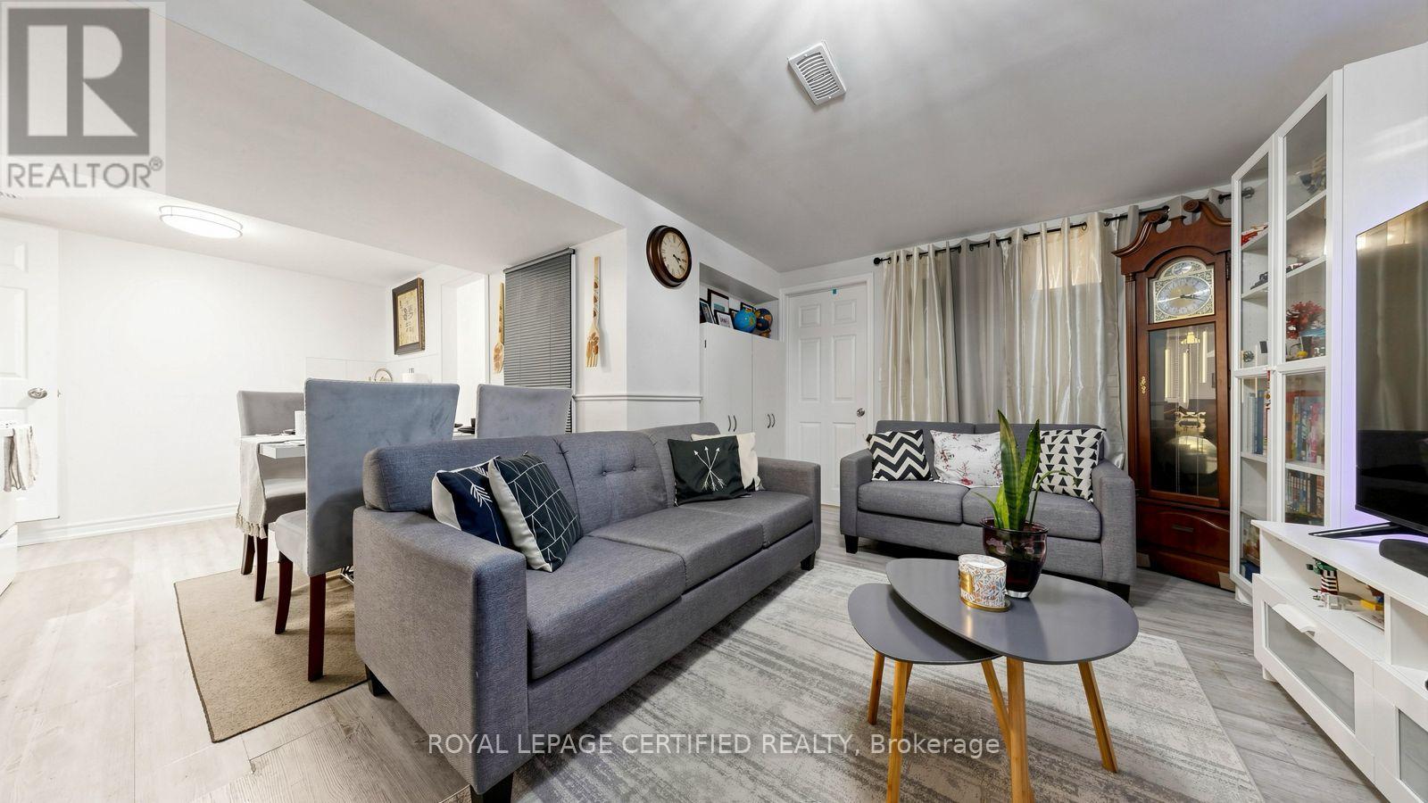 922A DANFORTH ROAD - 17