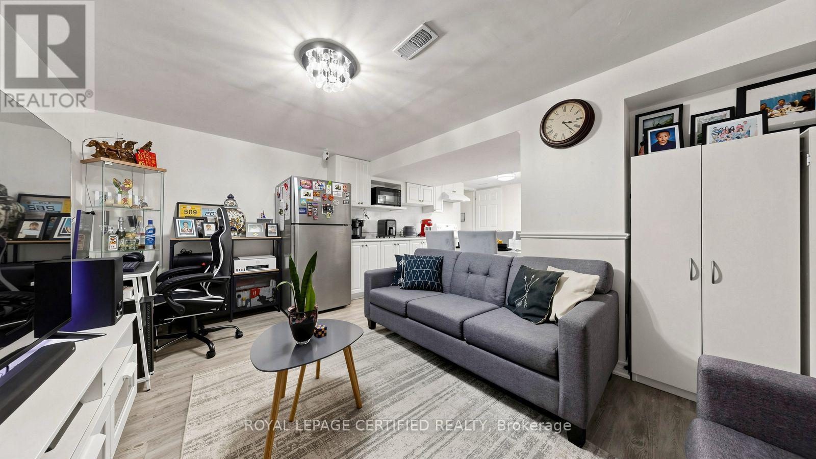 922A DANFORTH ROAD - 19