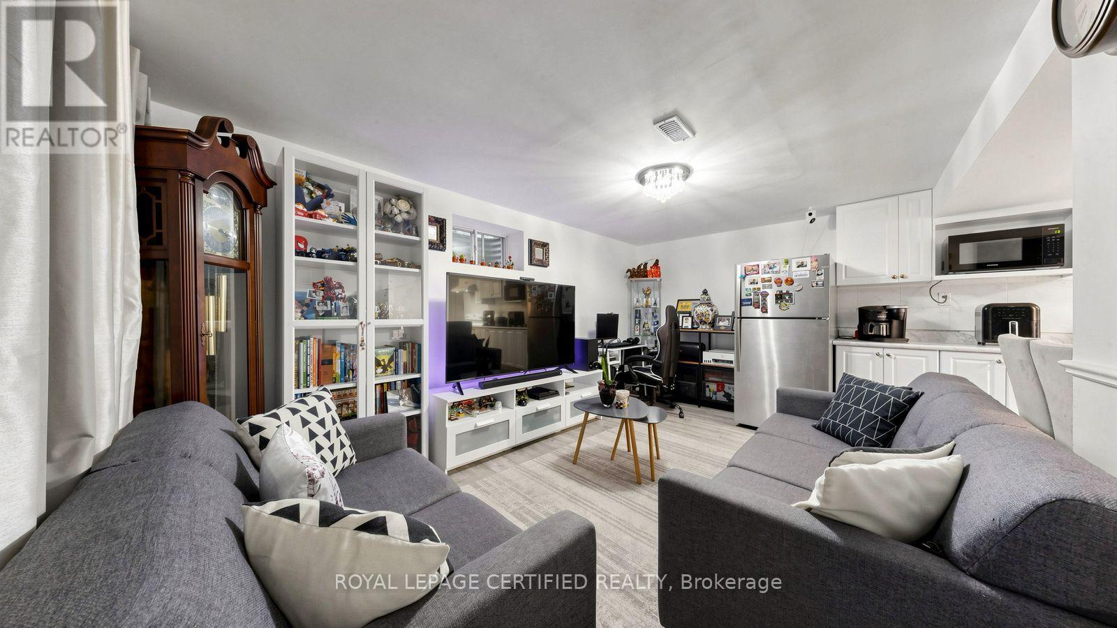 922A DANFORTH ROAD - 31