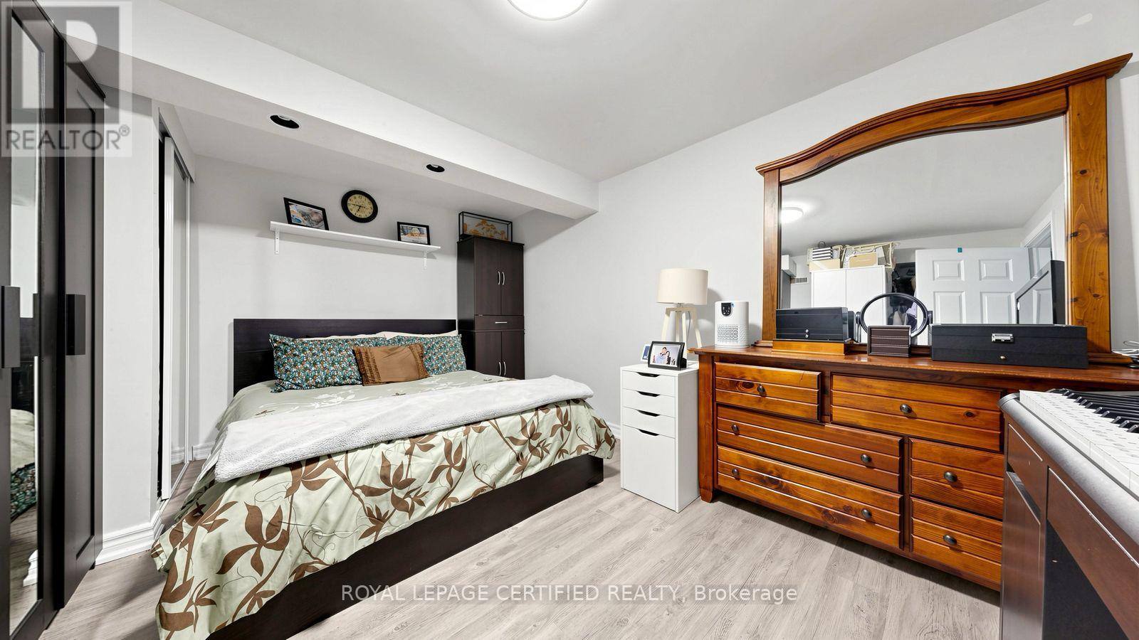 922A DANFORTH ROAD - Image 35
