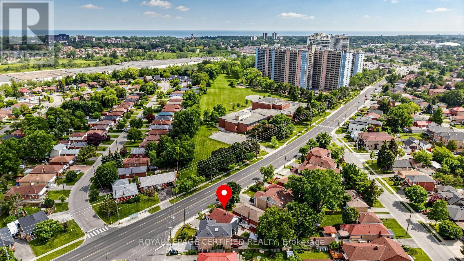 922A DANFORTH ROAD - 39