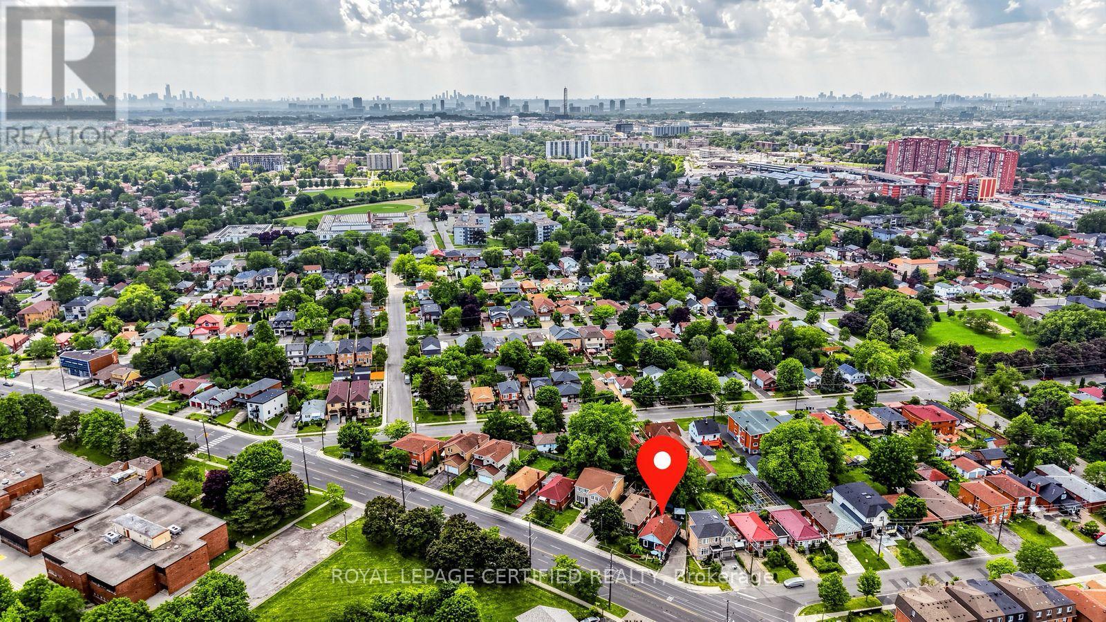 922A DANFORTH ROAD - Image 41