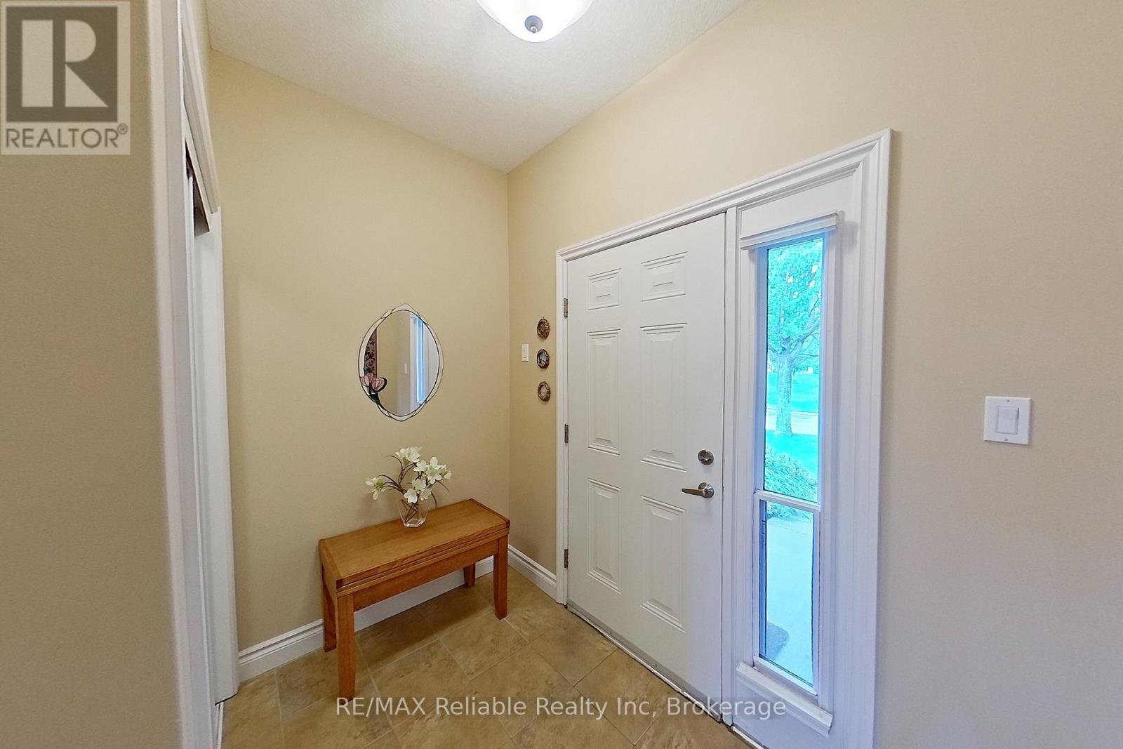 15 BAYFIELD MEWS LANE - Image 12