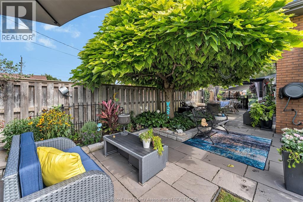 3742 MYRTLE AVENUE - Image 14