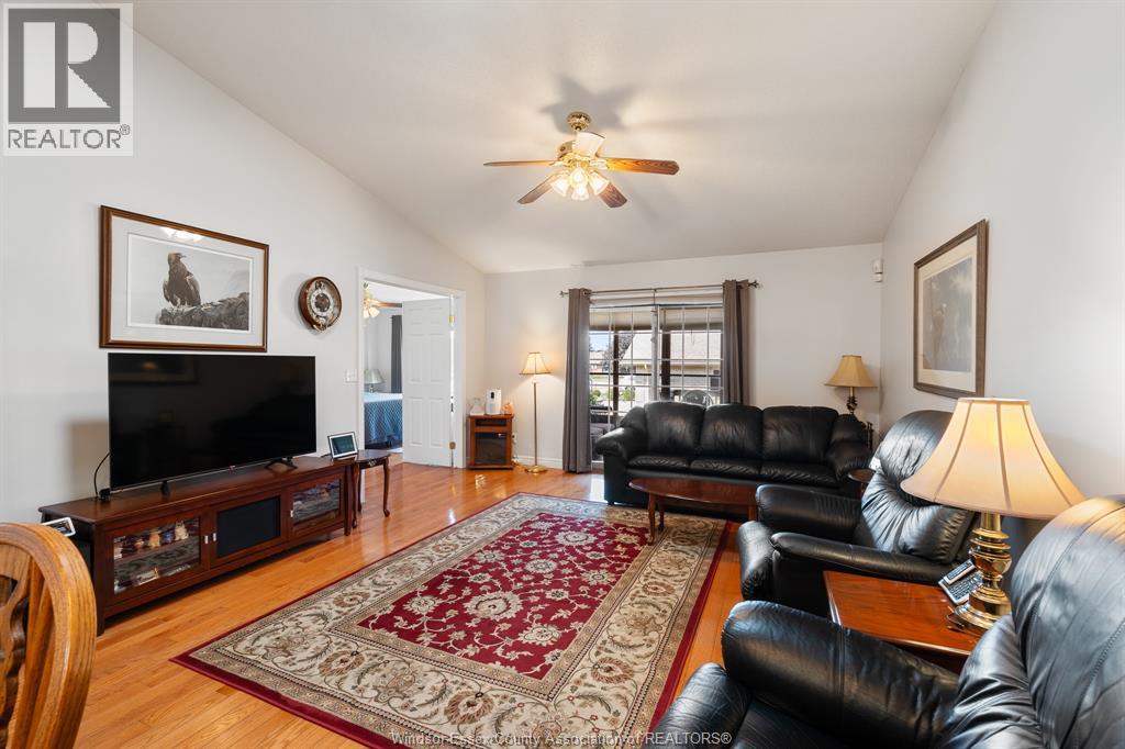 41 Queens Hill CRESCENT - 12