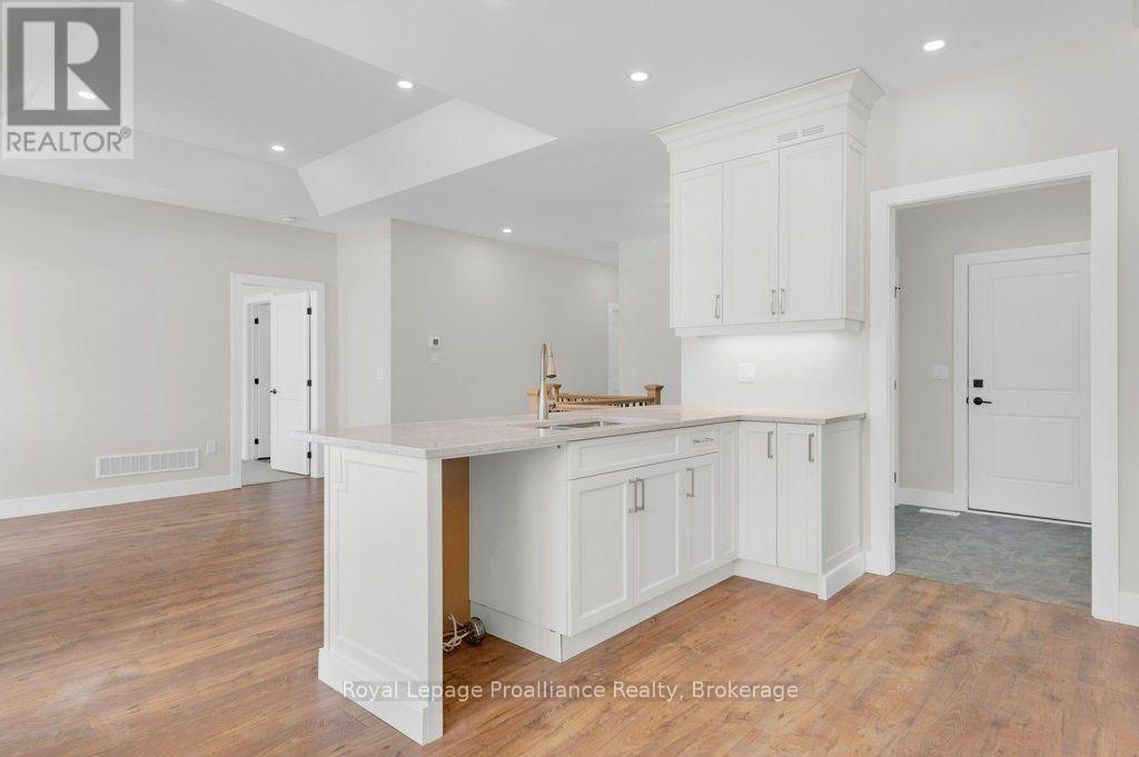 8 DUNMOR STREET - Image 18