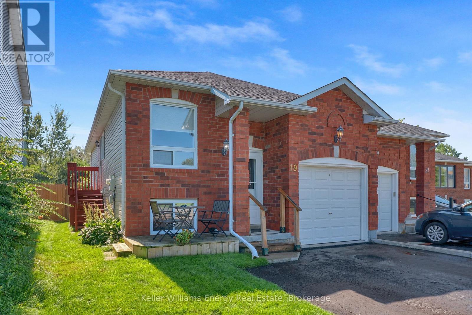 Property for sale at 19 BALLANTINE STREET