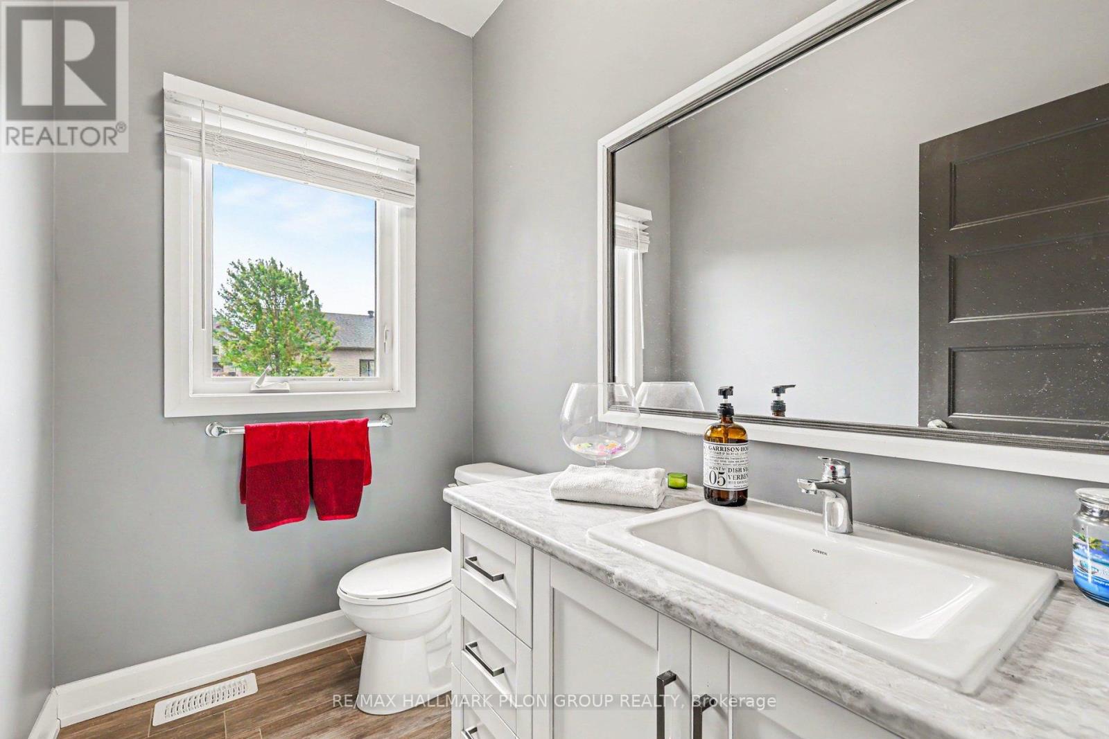 3 Bed, 3 Bath House for Sale in Russell – 47 NANCY STREET, Russell – MLS# X13744302 - Image 11