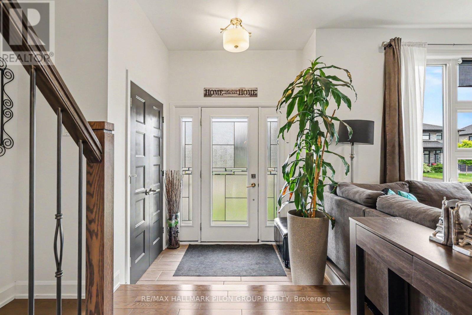 3 Bed, 3 Bath House for Sale in Russell – 47 NANCY STREET, Russell – MLS# X13744302 - Image 12