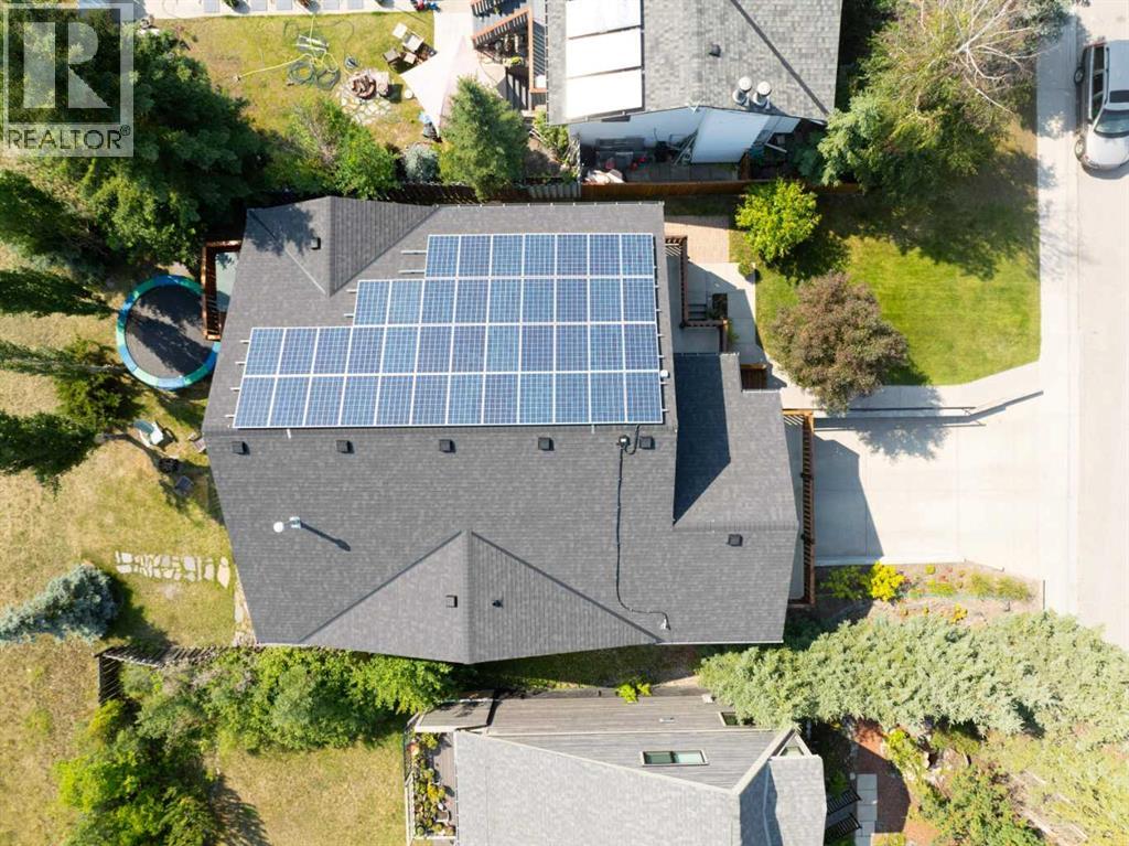 1712 11th Avenue, Canmore, Alberta, T1W1V2, Canmore, Alberta — photo 3 of 5