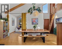 Kitchen - 1712 11th Avenue, Canmore, AB T1W1V2 Photo 14