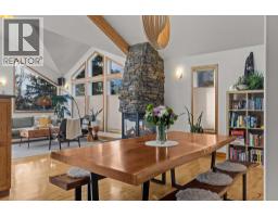 Living room - 1712 11th Avenue, Canmore, AB T1W1V2 Photo 9