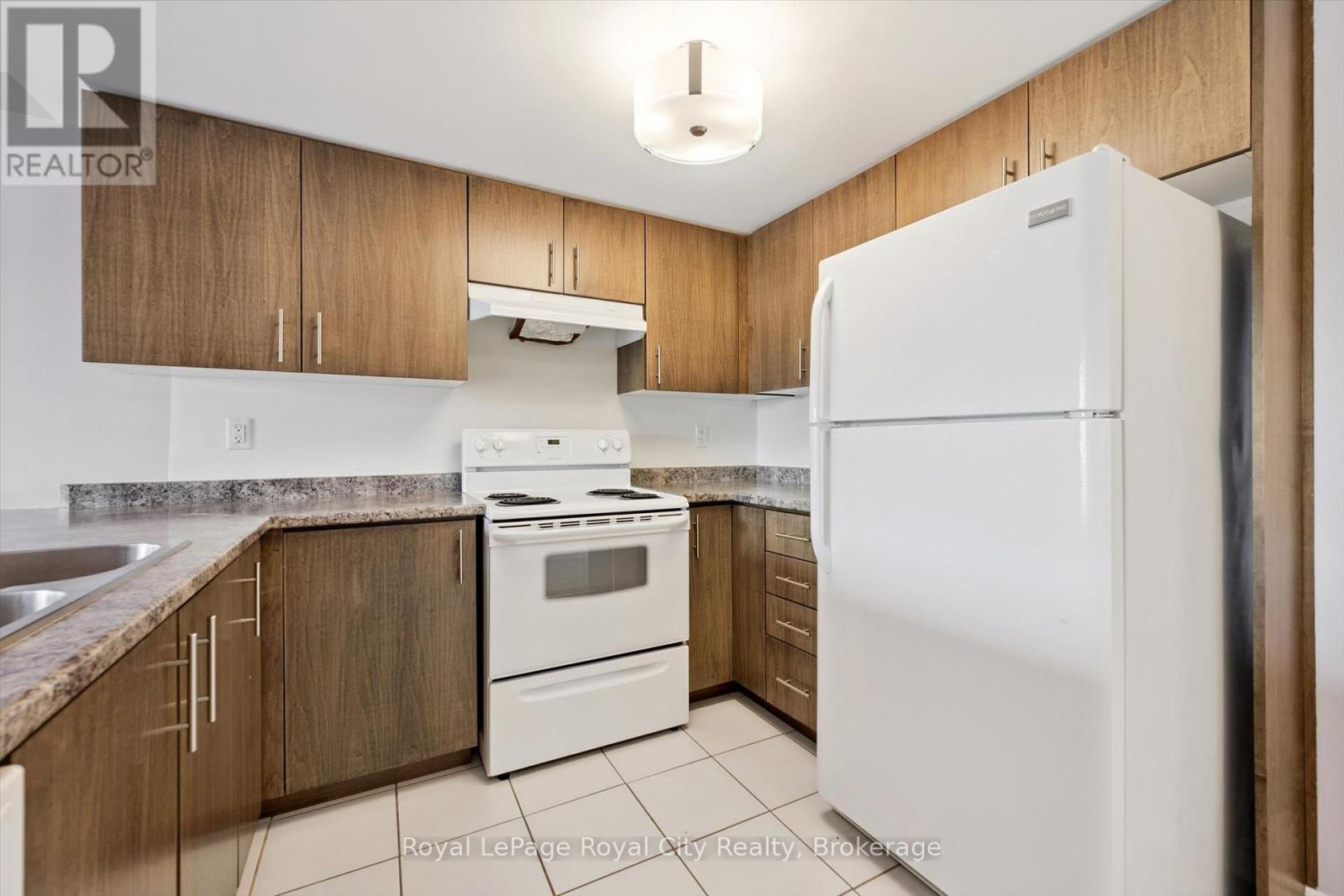 408 - 103 WESTMINSTER CRESCENT, Centre Wellington (Fergus) — photo 6