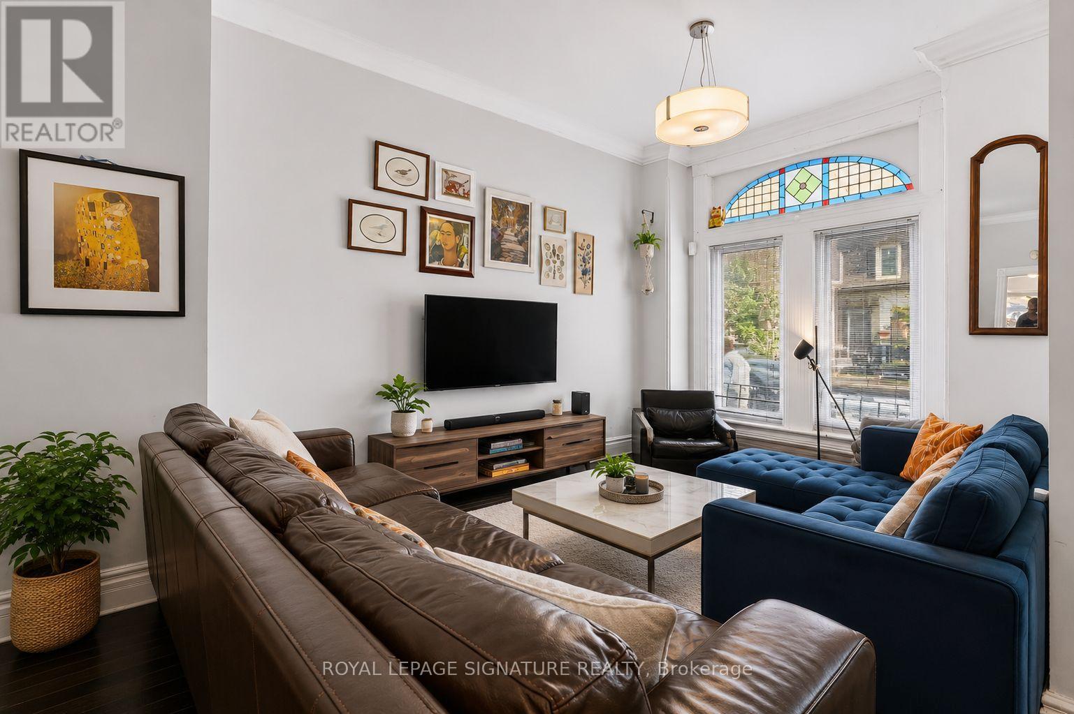 152 Parliament Street, Toronto (Moss Park), Ontario, M5A2Z1, Toronto (Moss Park), Ontario — photo 3 of 5