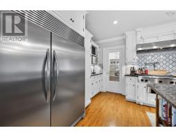 15 Whitney Avenue, Sydney, NS B1P4Z6 Photo 18